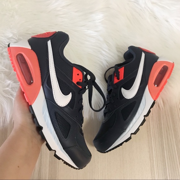 nike air max ivo mens blue